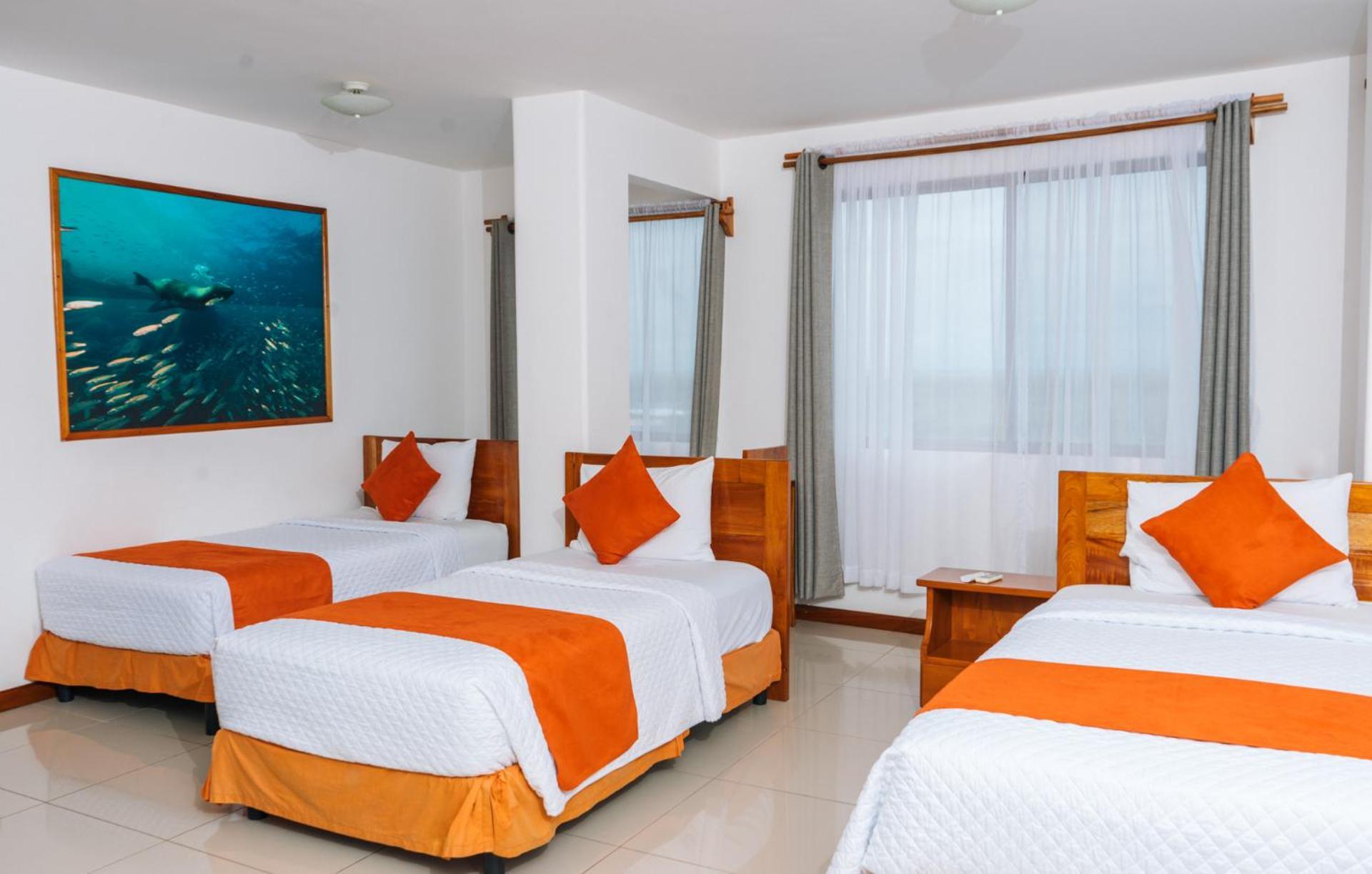 El Descanso Del Guia Puerto Ayora  Exteriör bild