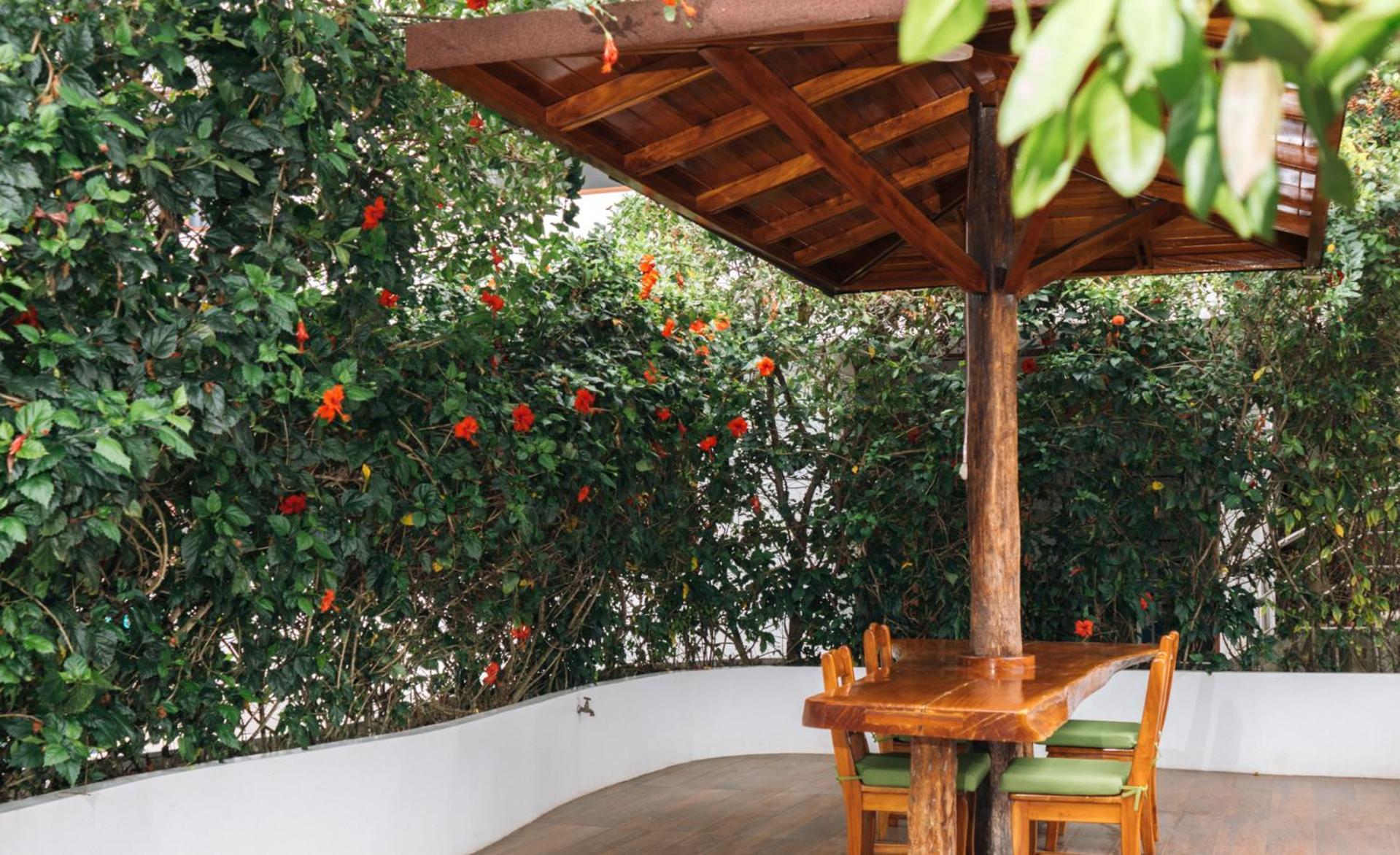 El Descanso Del Guia Puerto Ayora  Exteriör bild