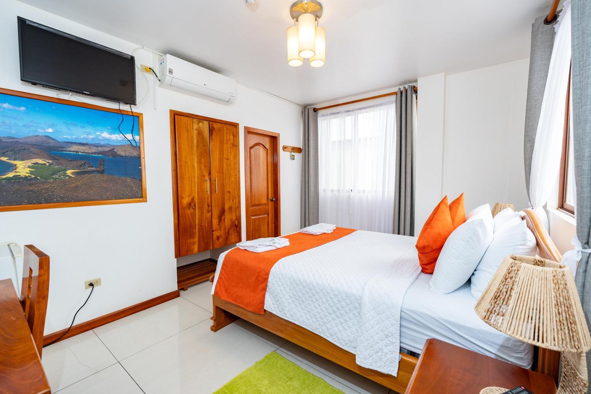 El Descanso Del Guia Puerto Ayora  Exteriör bild