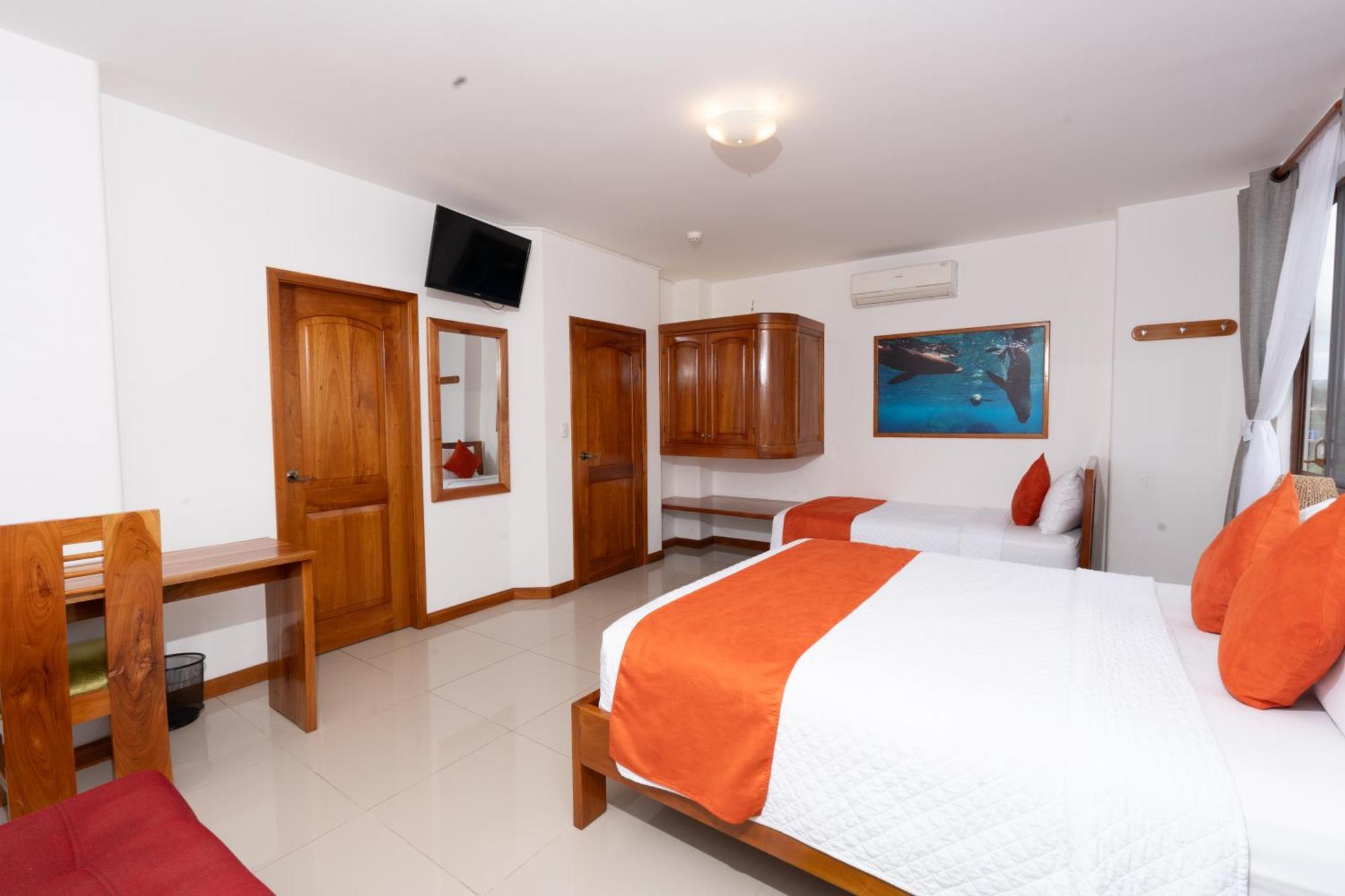 El Descanso Del Guia Puerto Ayora  Exteriör bild