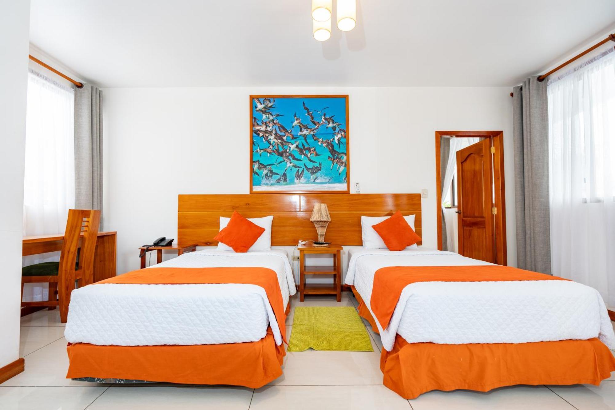 El Descanso Del Guia Puerto Ayora  Exteriör bild